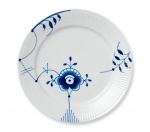 Blue Mega Dinner Plate #6 Microwave and Dishwasher Safe.

Royal Copenhagen\'s newest design is Blue Fluted Mega, which comes with an intriguing story.  In 2000, a young design student, Karen Kjaeldgaard Larsen contacted the manufactory for a new version of Blue Fluted.  The pattern was much larger and was repeated in fragments.  This design, based on genuine affection for the traditional Blue Fluted pattern, brought the design completely up to date.  It was immediately embraced by Royal Copenhagen, and the result is Blue Fluted Mega.  